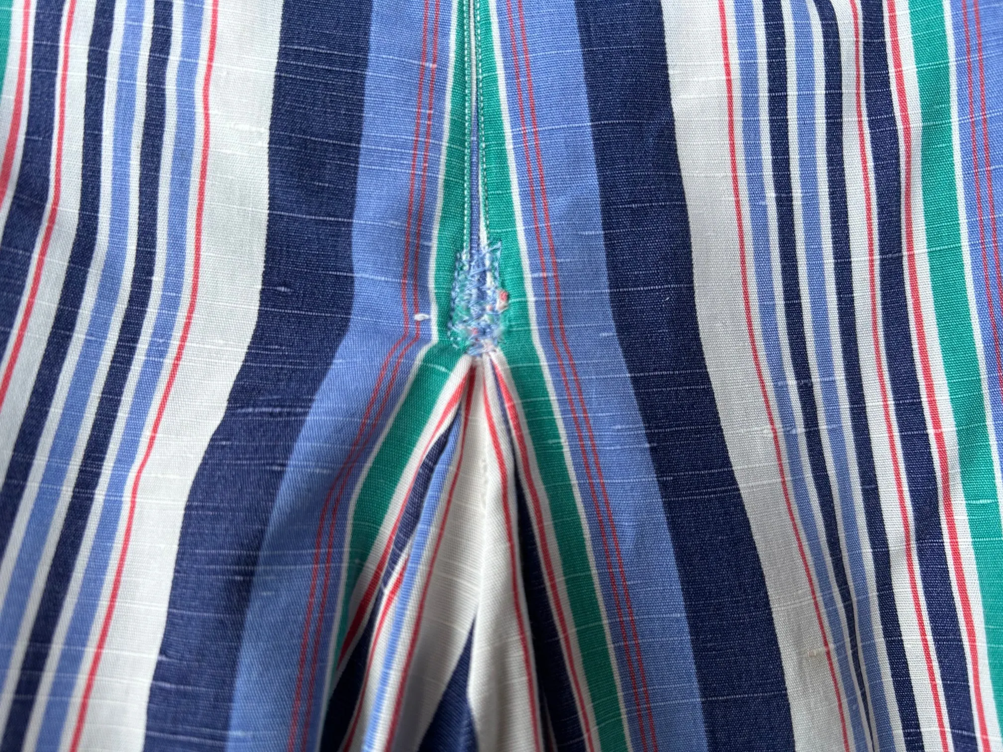 1940s striped shorts . vintage 40s shorts . 24-25 waist