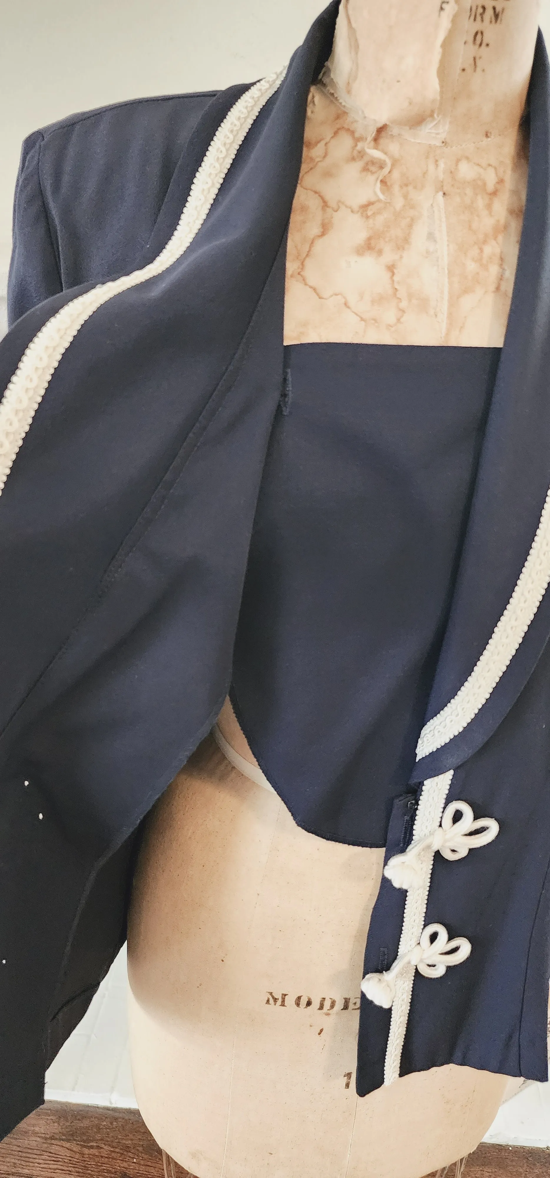 90s Navy Blue Blazer with White Embroidery by Jeffrey & Dara NWT / M
