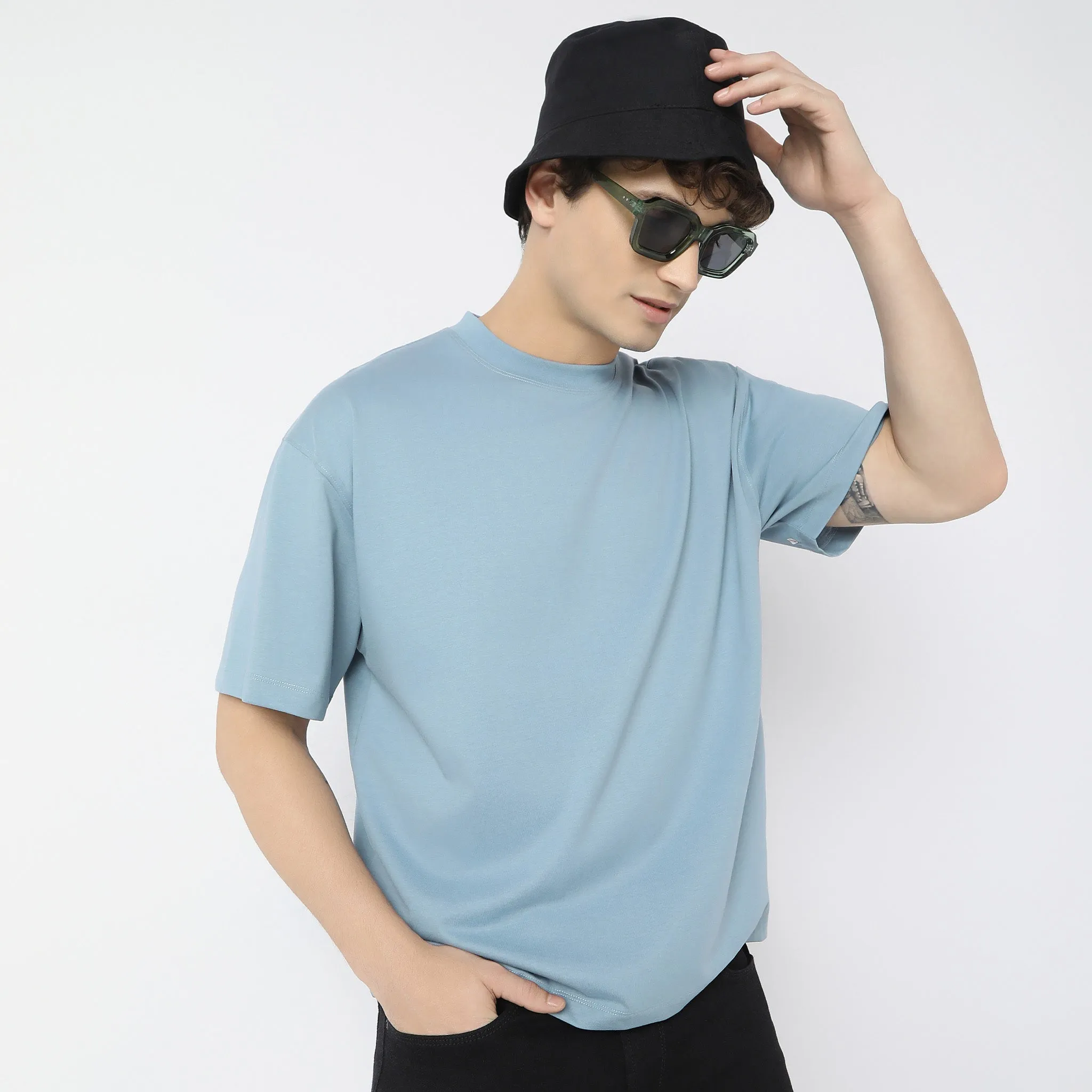 Heavy DutyTeesᵉˣ Oversized Body in an exclusive 210 GSM Patented Fabric