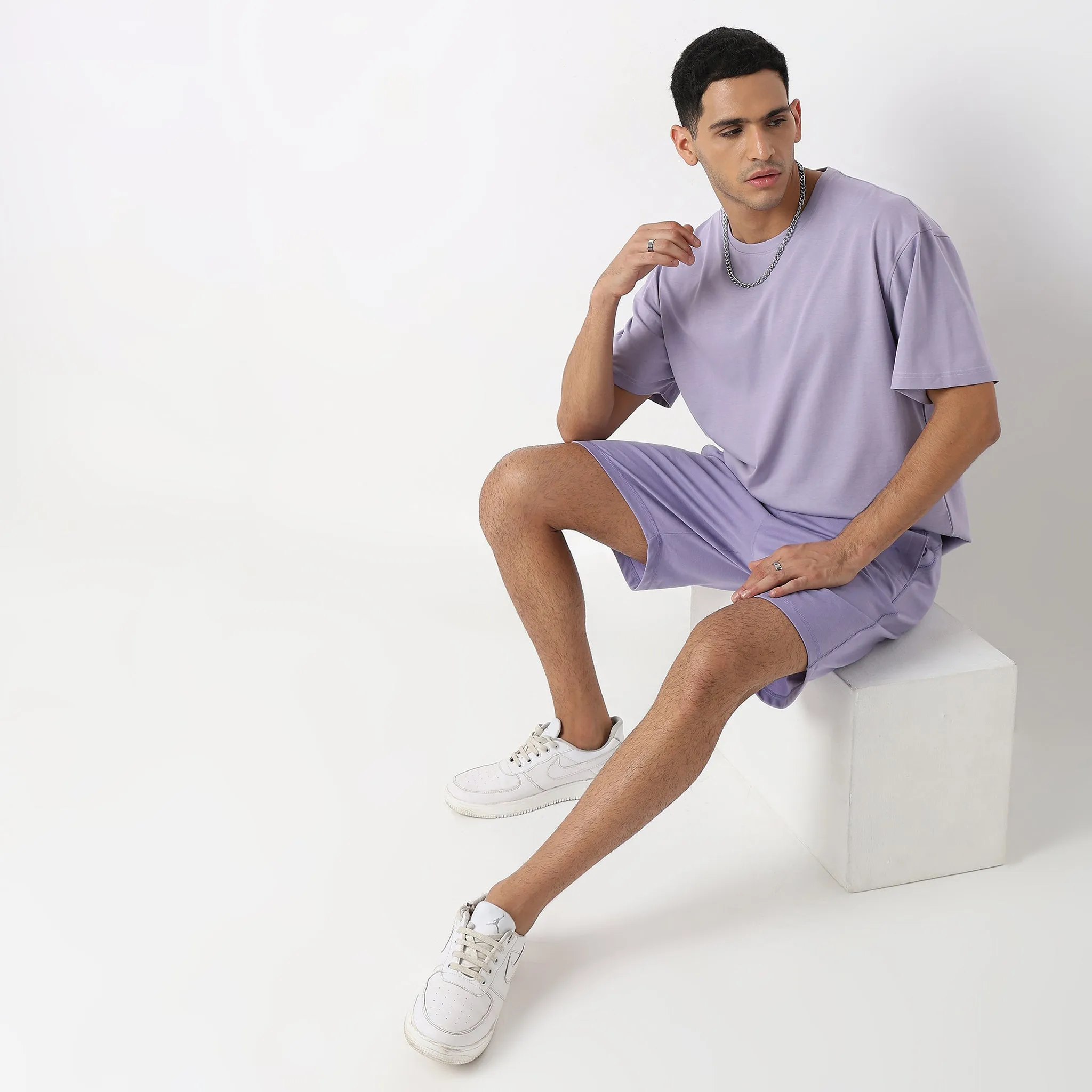 Heavy DutyTeesᵉˣ Oversized Body in an exclusive 210 GSM Patented Fabric