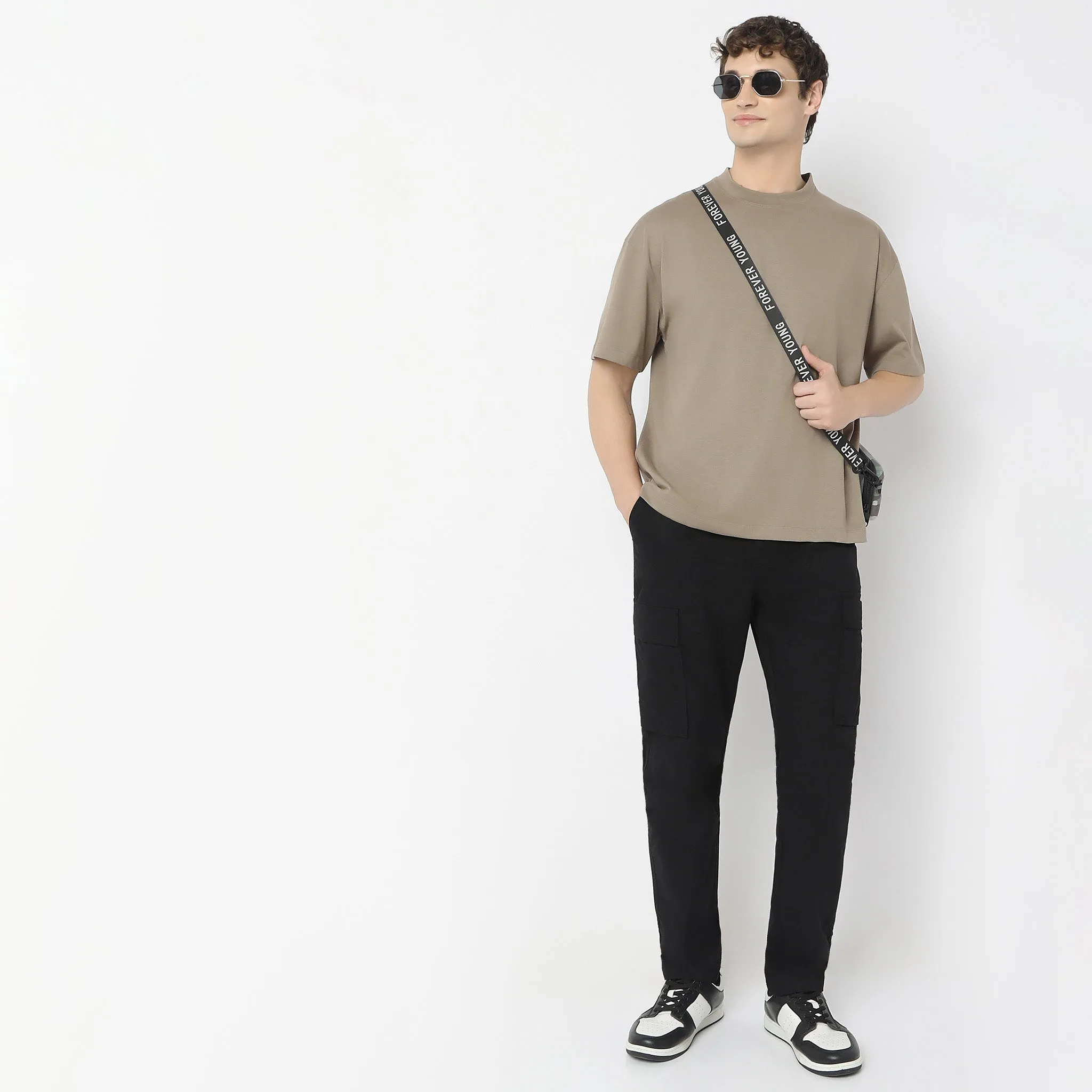Heavy DutyTeesᵉˣ Oversized Body in an exclusive 210 GSM Patented Fabric