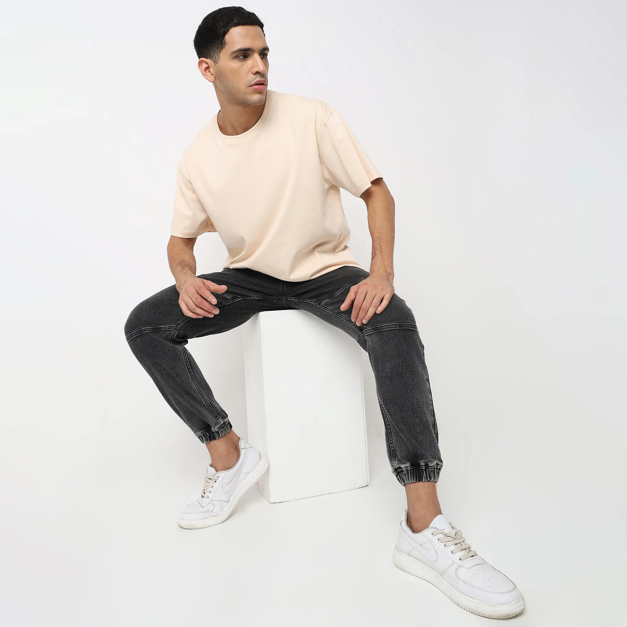 Heavy DutyTeesᵉˣ Oversized Body in an exclusive 210 GSM Patented Fabric