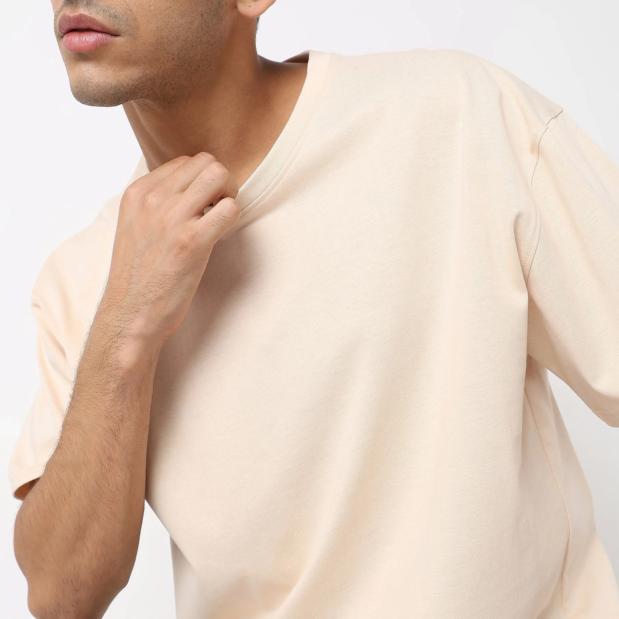 Heavy DutyTeesᵉˣ Oversized Body in an exclusive 210 GSM Patented Fabric