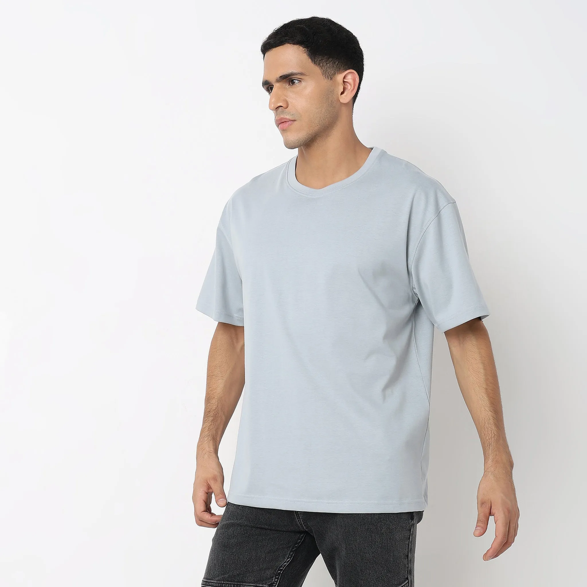 Heavy DutyTeesᵉˣ Oversized Body in an exclusive 210 GSM Patented Fabric