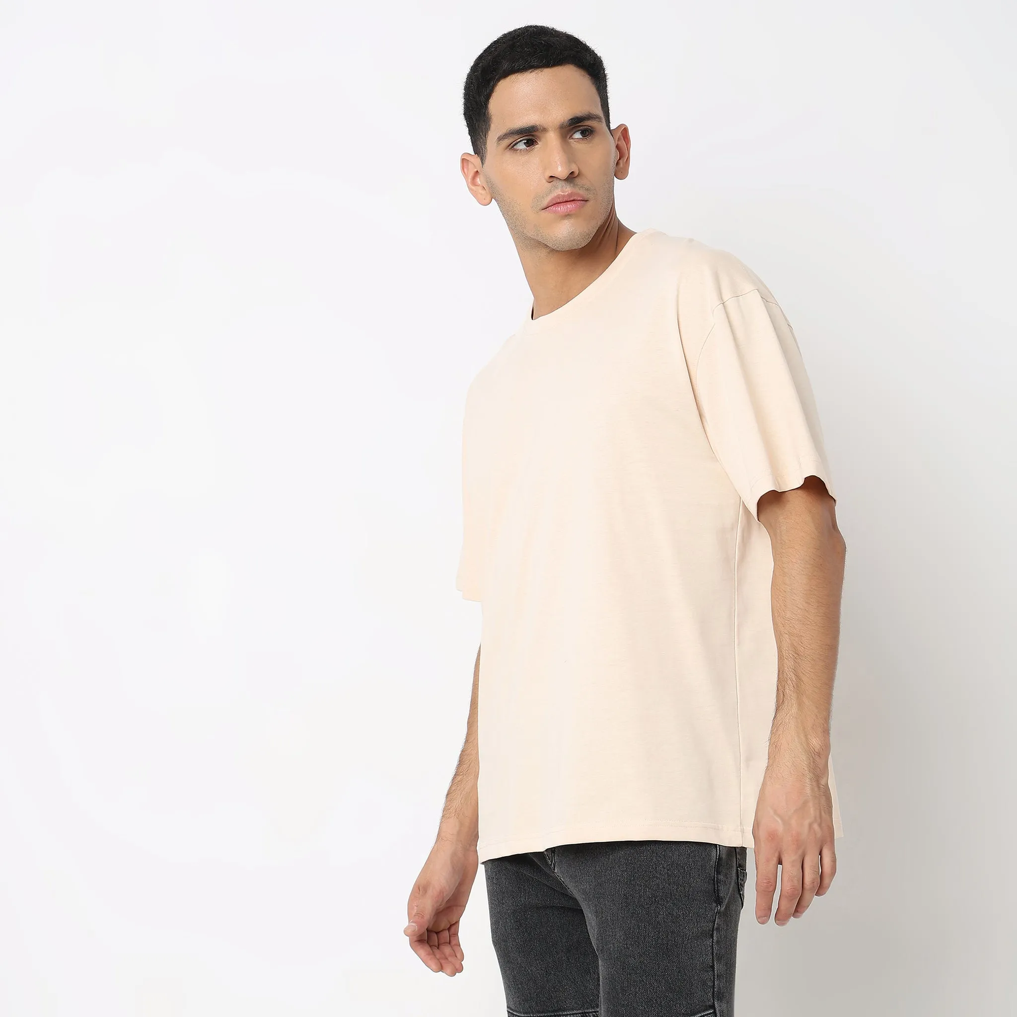 Heavy DutyTeesᵉˣ Oversized Body in an exclusive 210 GSM Patented Fabric