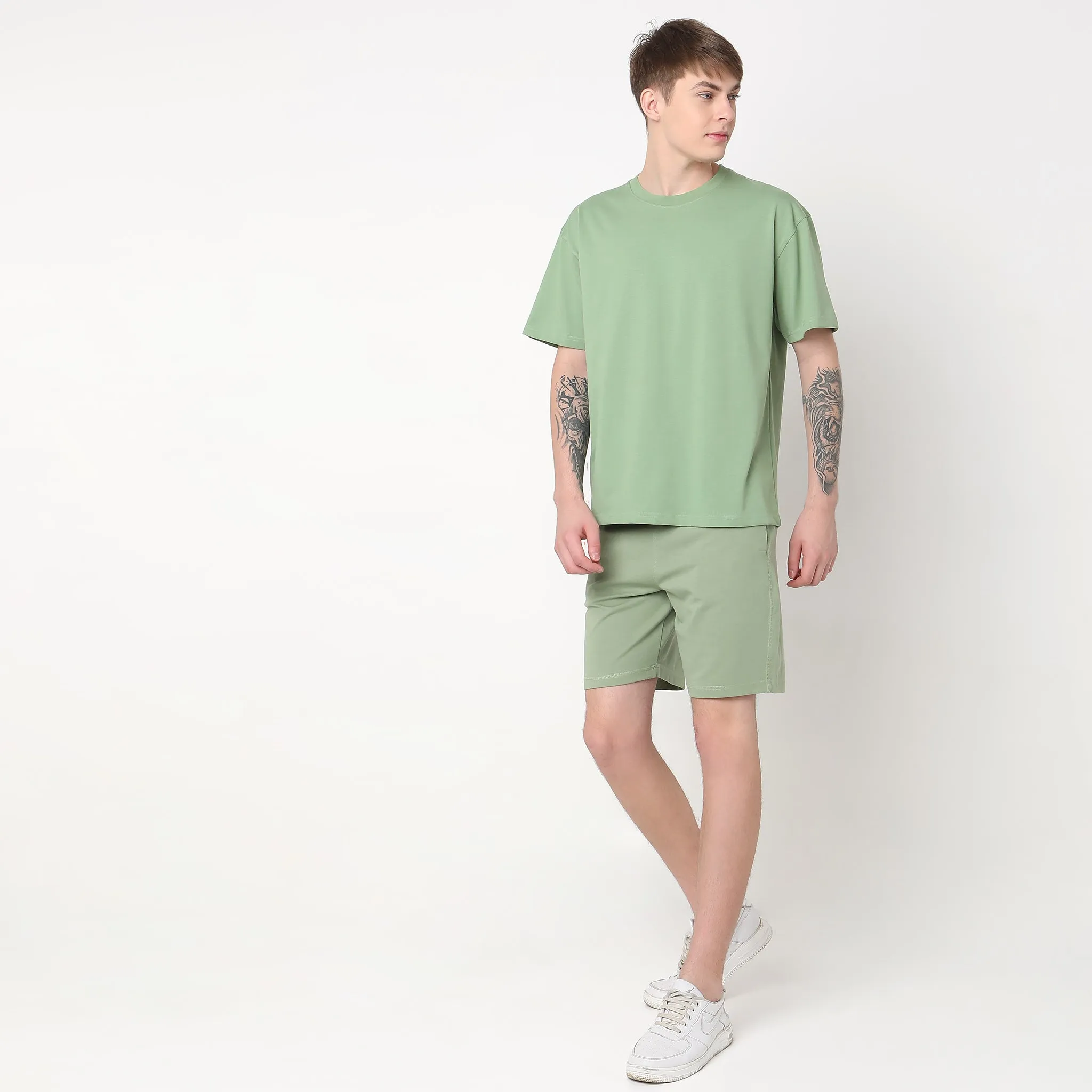 Heavy DutyTeesᵉˣ Oversized Body in an exclusive 210 GSM Patented Fabric
