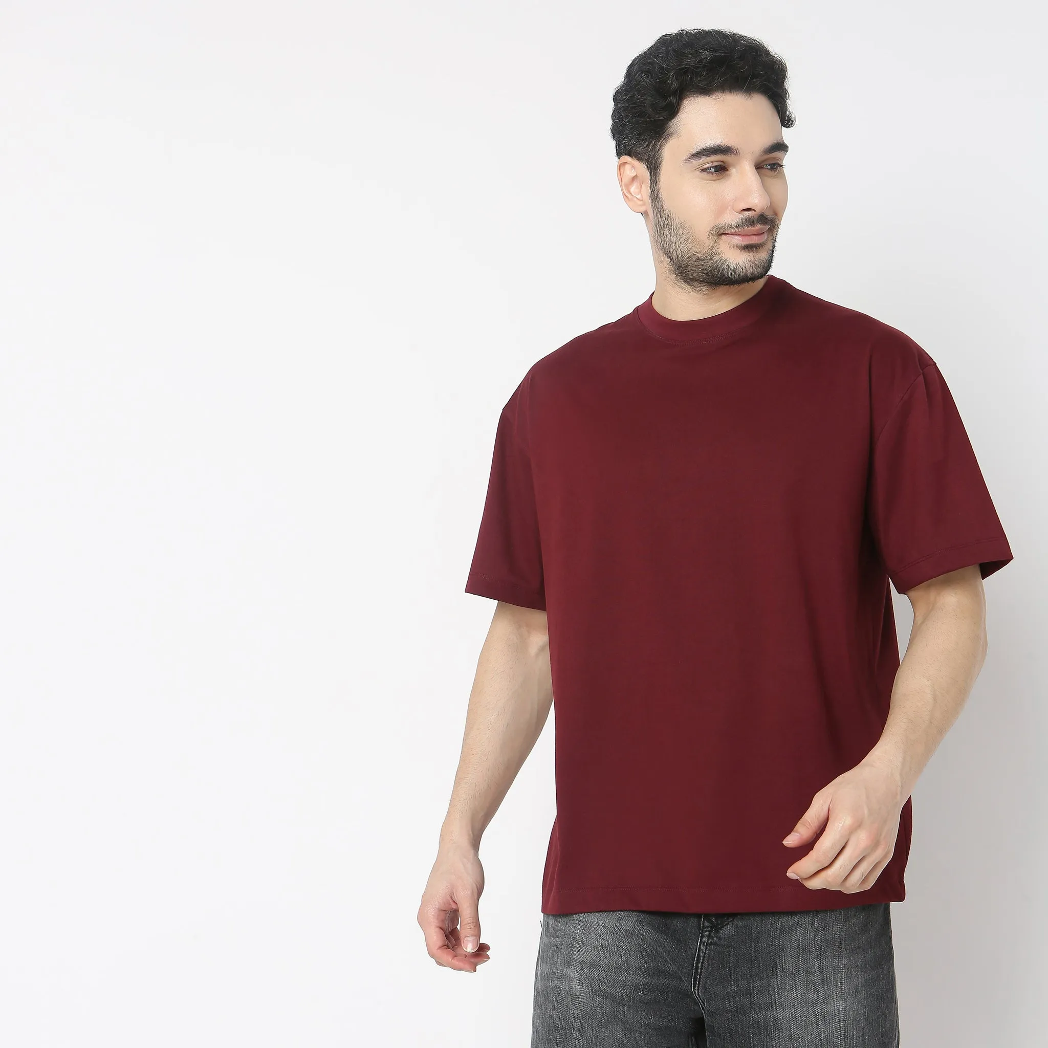 Heavy DutyTeesᵉˣ Oversized Body in an exclusive 210 GSM Patented Fabric