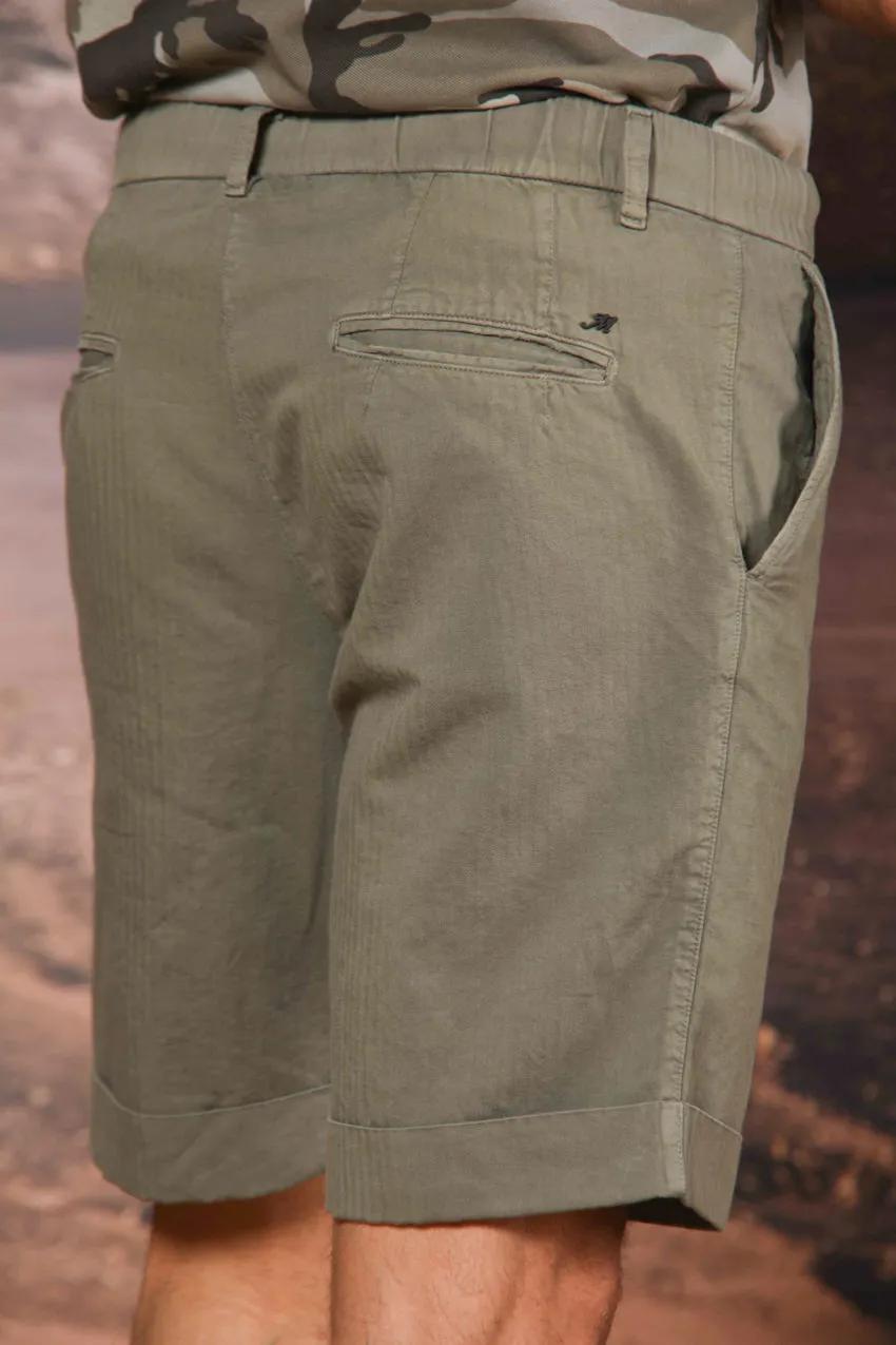 Khinos M74 men's chino bermuda shorts in a cotton and hemp blend with herringbone pattern relaxed fit