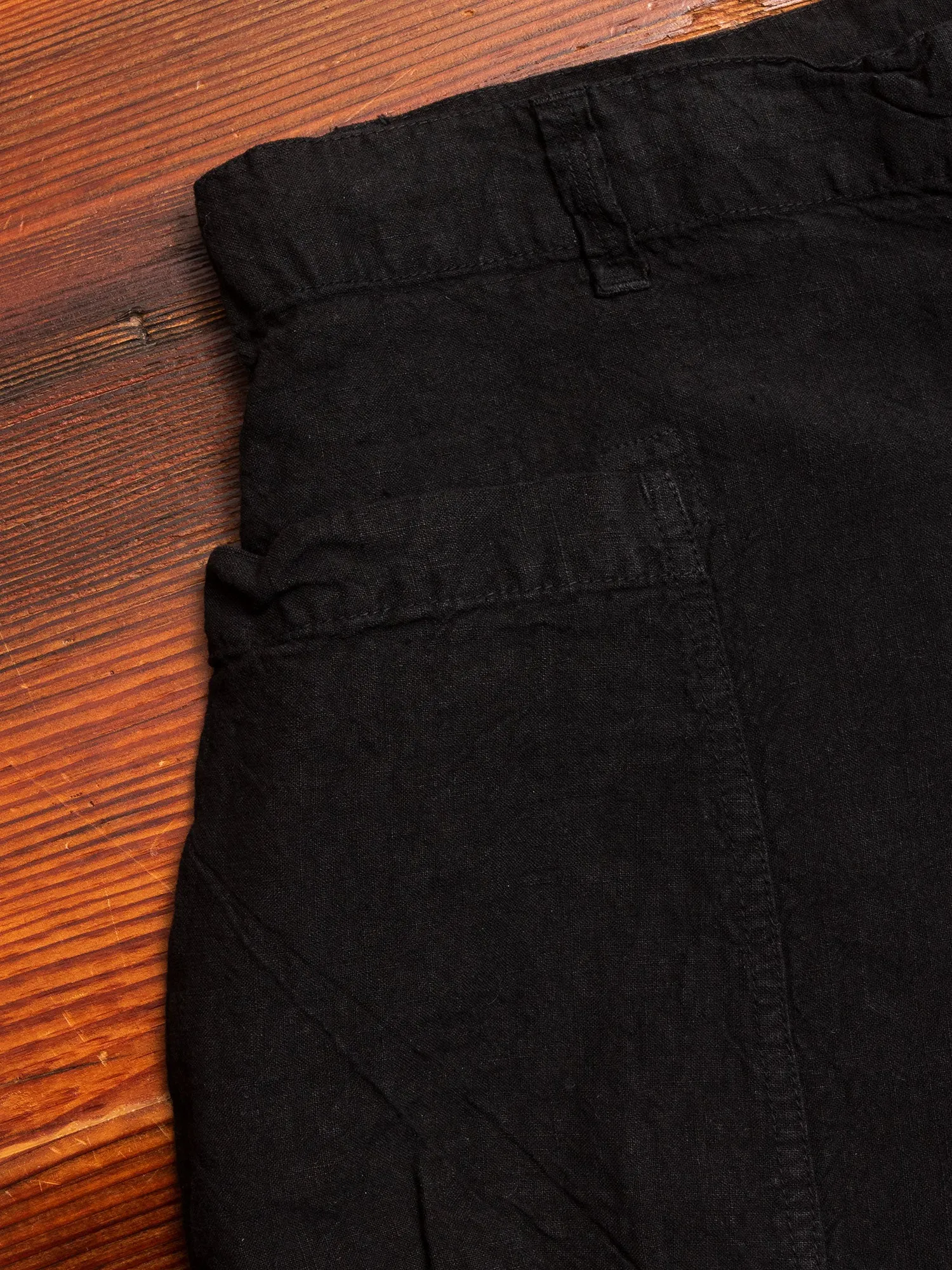 Linen Work Shorts in Black