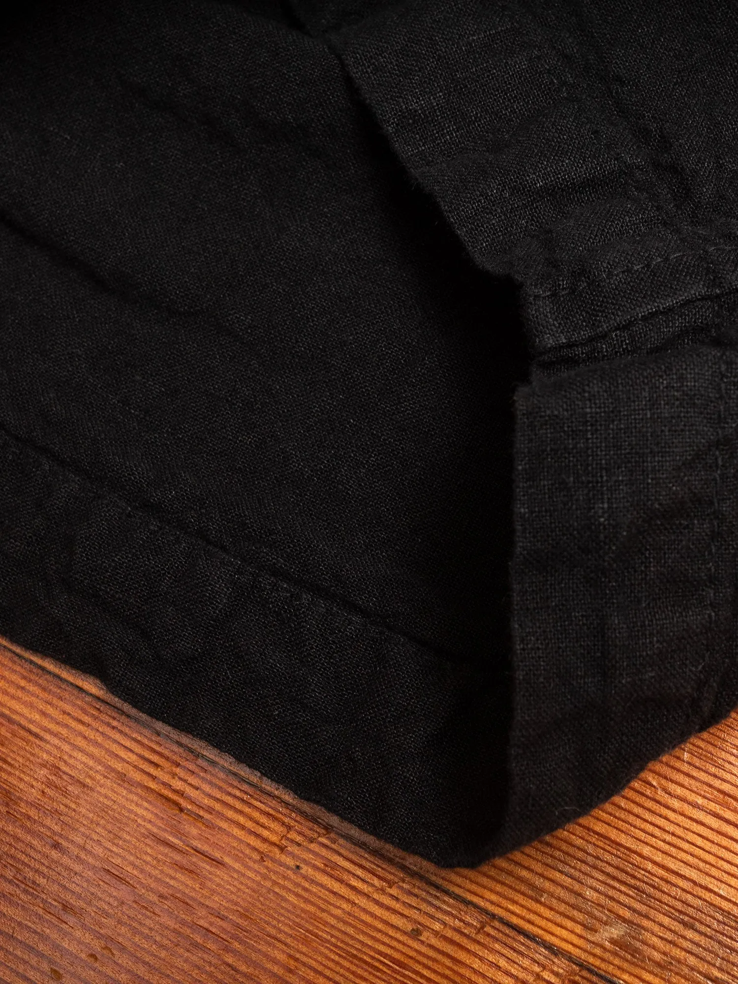 Linen Work Shorts in Black