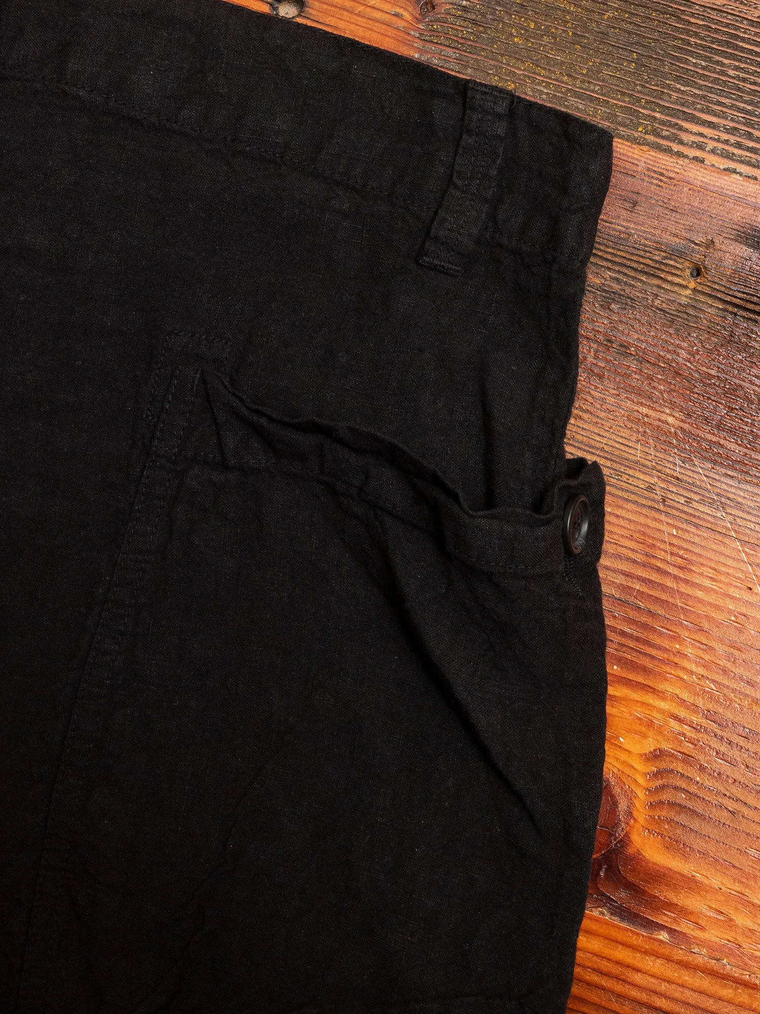 Linen Work Shorts in Black
