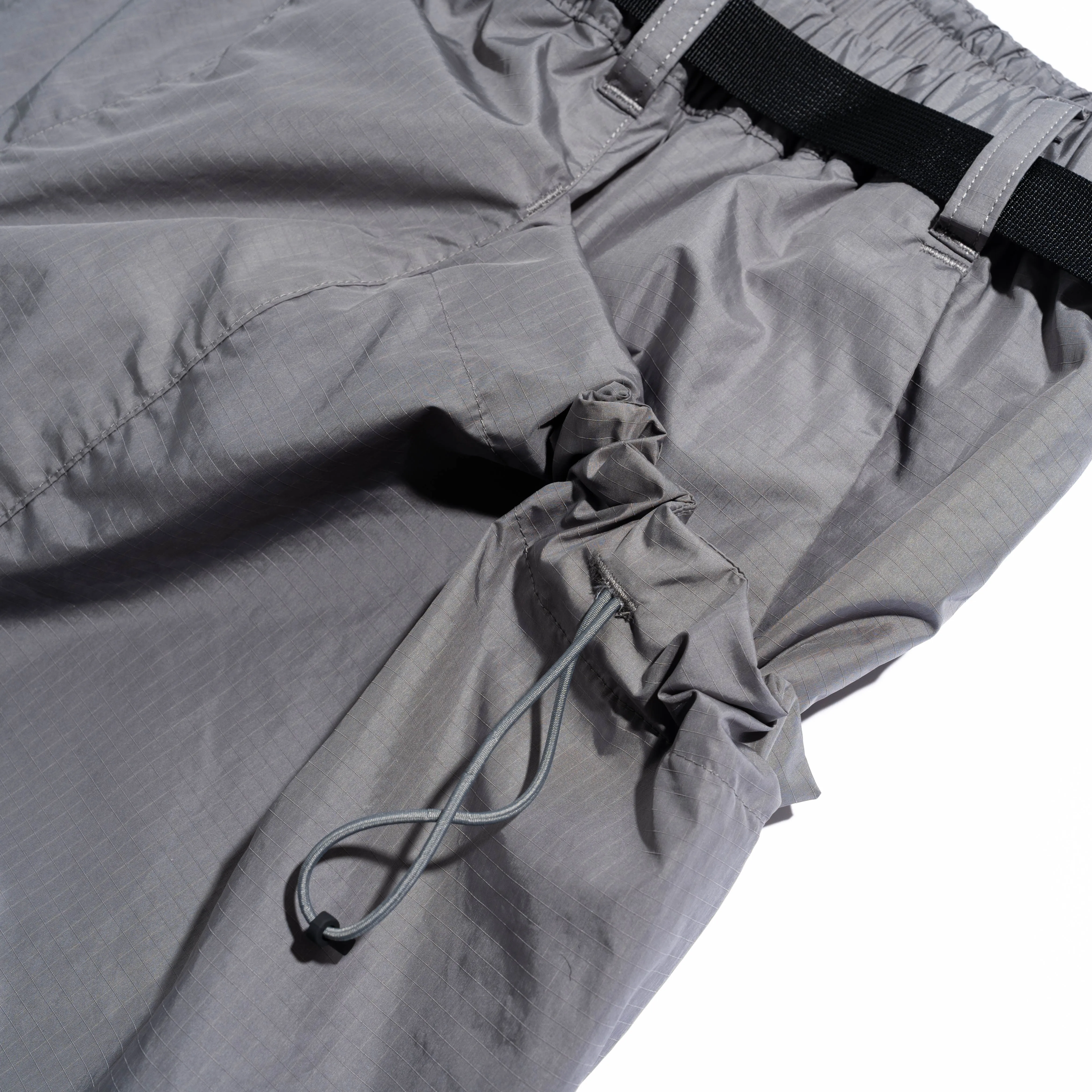 Rip-Stop Shorts Metallic Gray GL75172